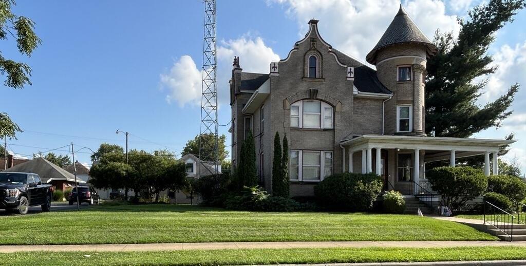 Property Image for 403 E Rensselaer
