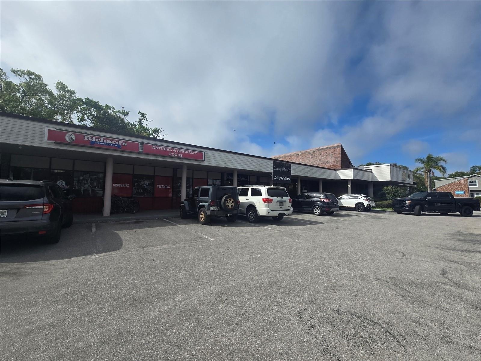 Property Image for 2601 MANATEE Avenue W