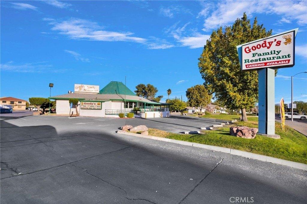 Property Image for 14096 Green Tree Boulevard