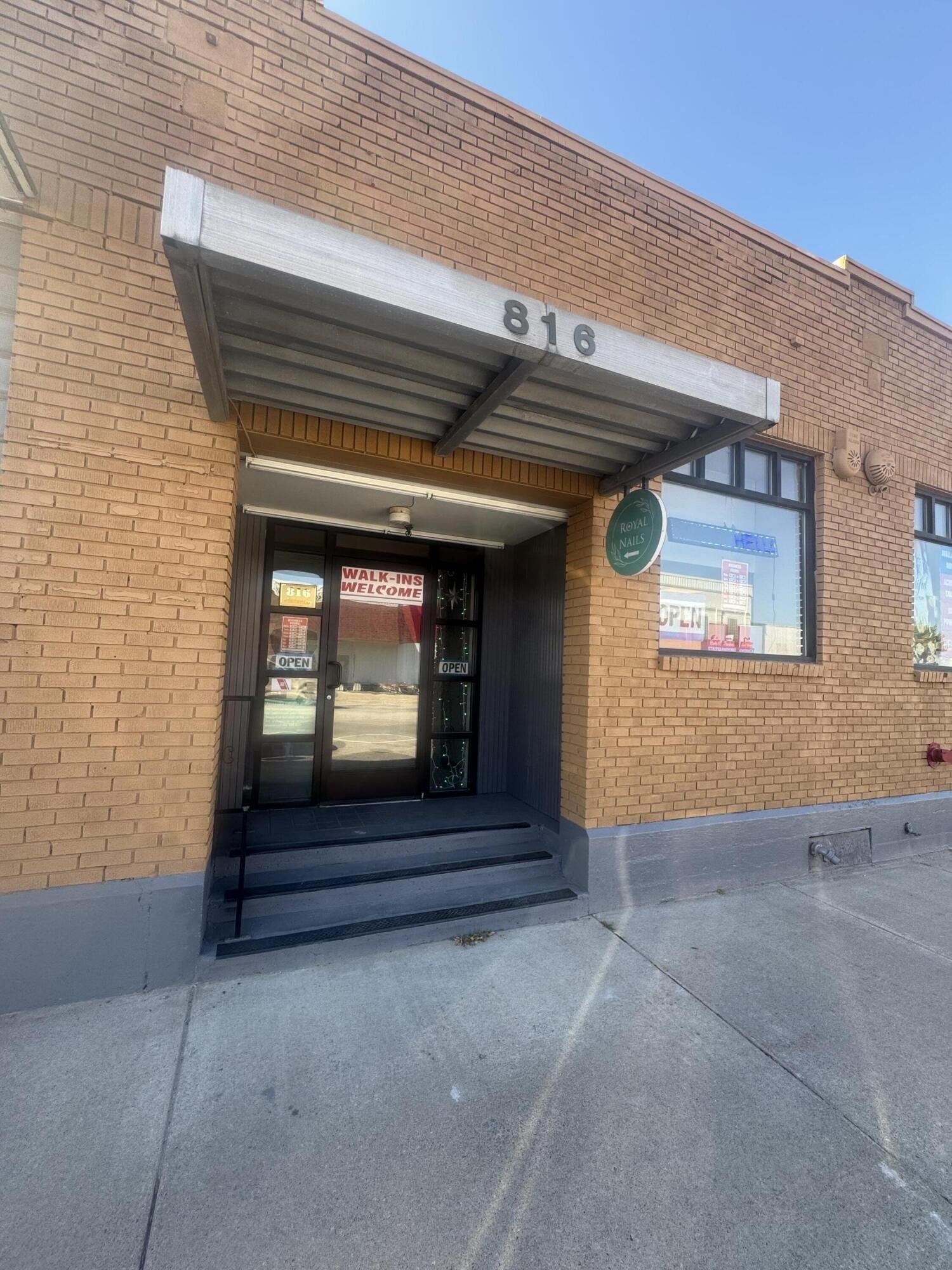 Property Image for 816 Ashmun St