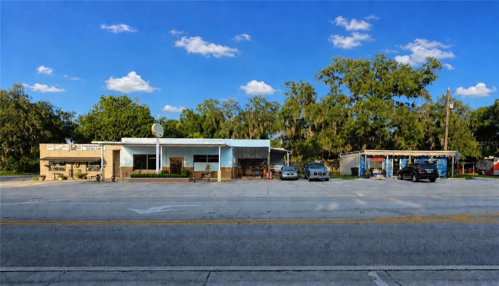 Property Image for 6118 GRAND Boulevard