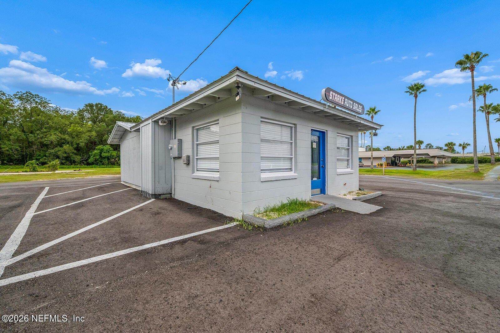 Property Image for 1320 N TEMPLE Avenue
