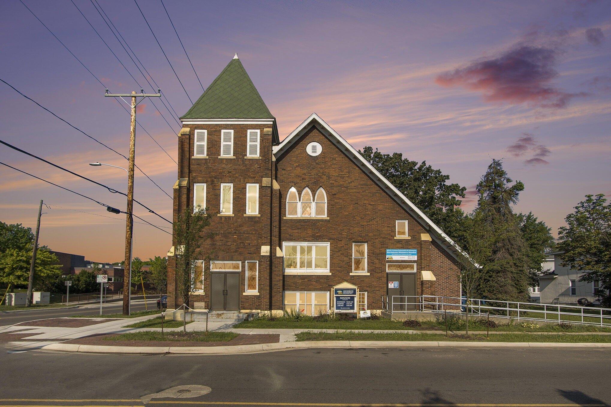 Property Image for 603 N Burdick Street