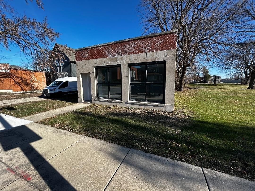 Property Image for 1209 S 5th Avenue