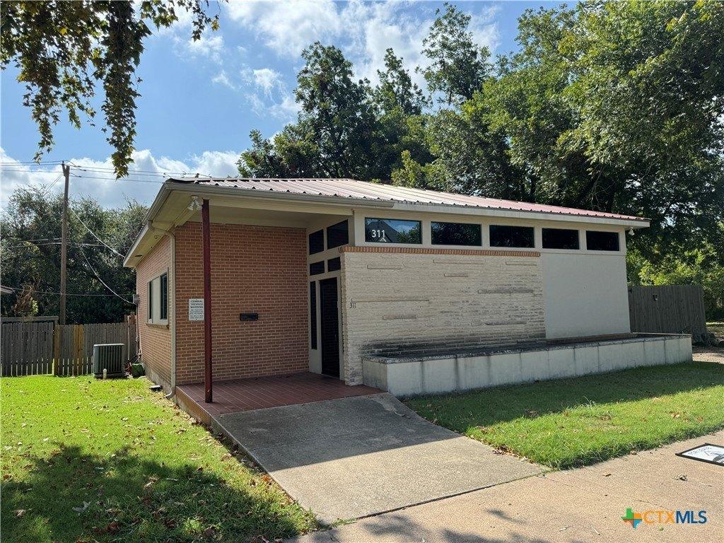 Property Image for 311 N 2nd Street