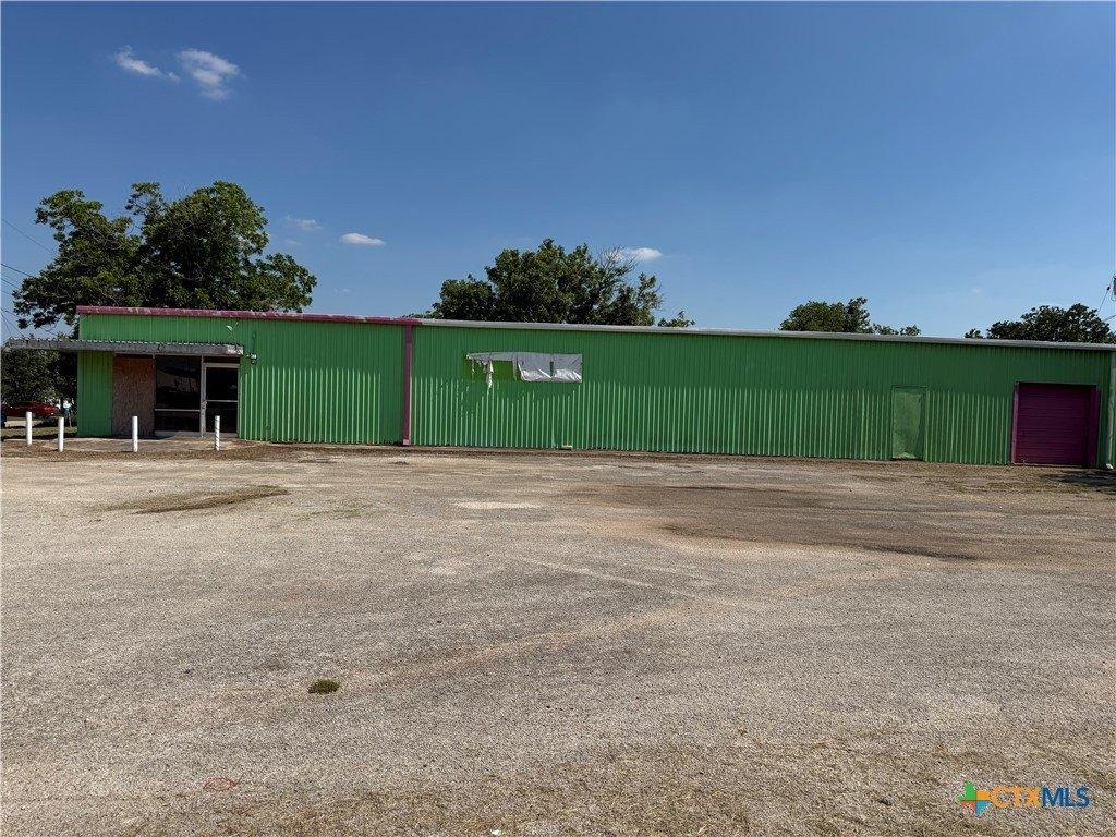 Property Image for 201 W 2nd Avenue