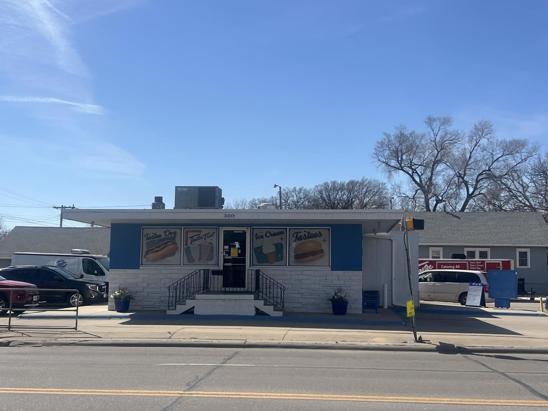 Property Image for 300 S 1st St.