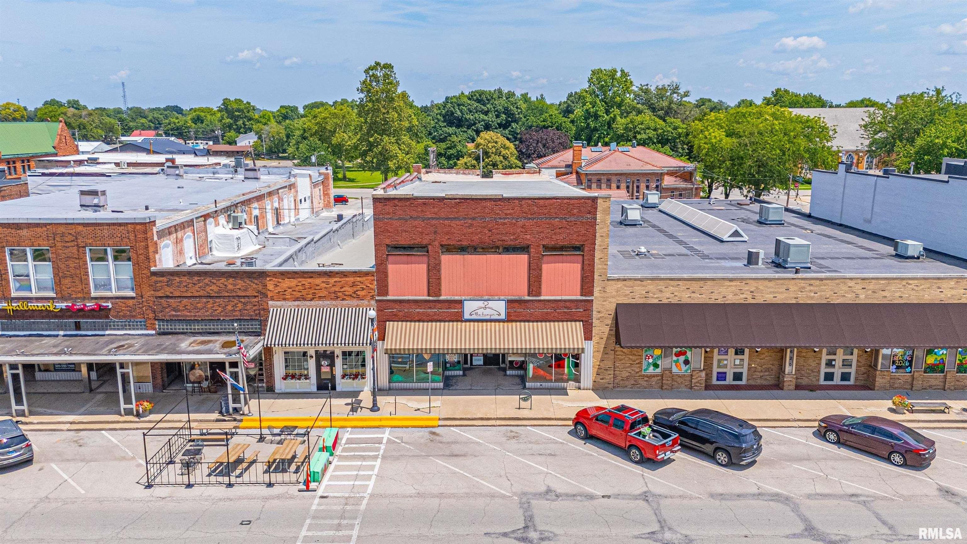 Property Image for 616 BROADWAY Street