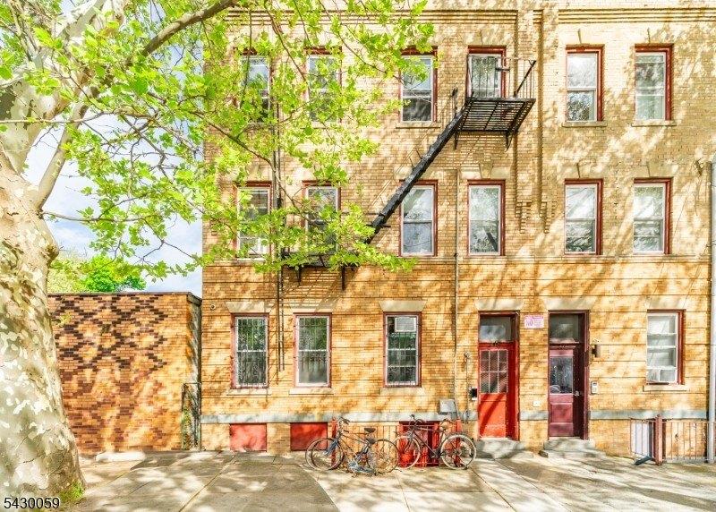 Property Image for 219 Pacific Ave