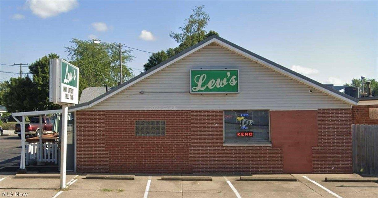 Property Image for 3238 Lincoln Way E
