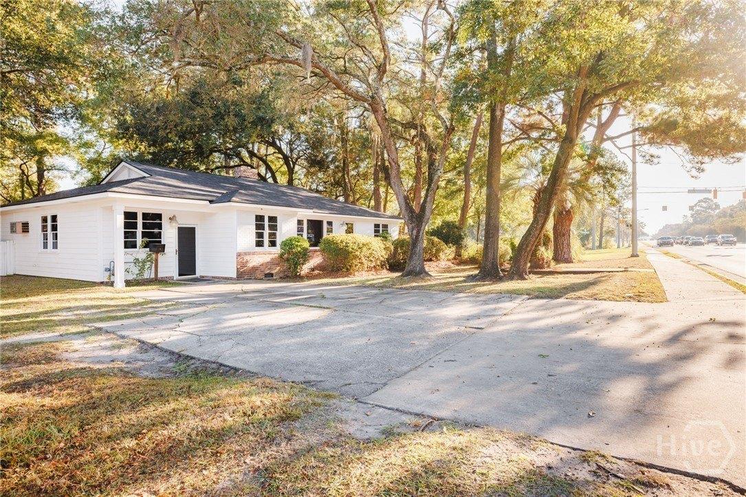 Property Image for 112 E Derenne Avenue
