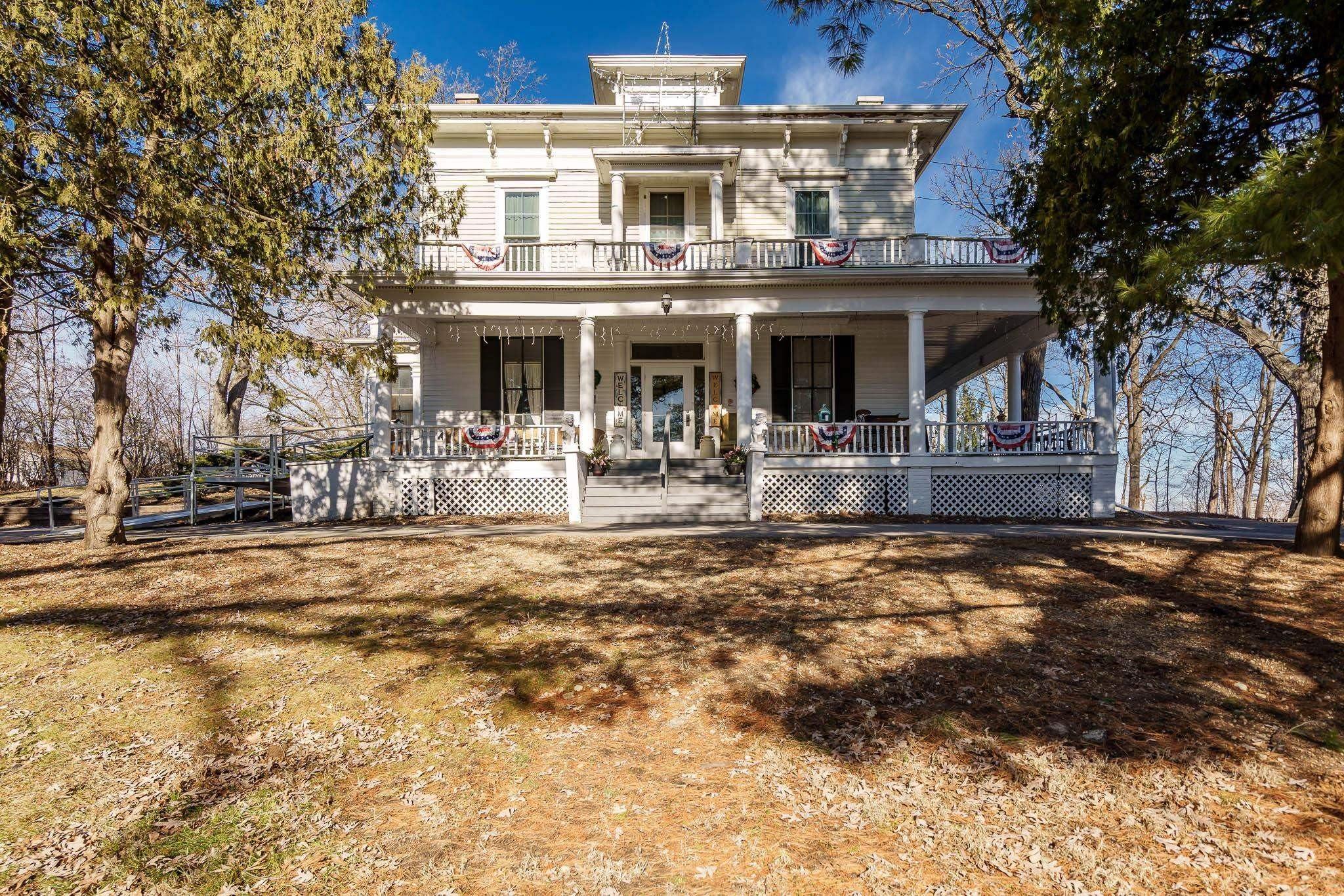 Property Image for 2200 W Memorial Drive