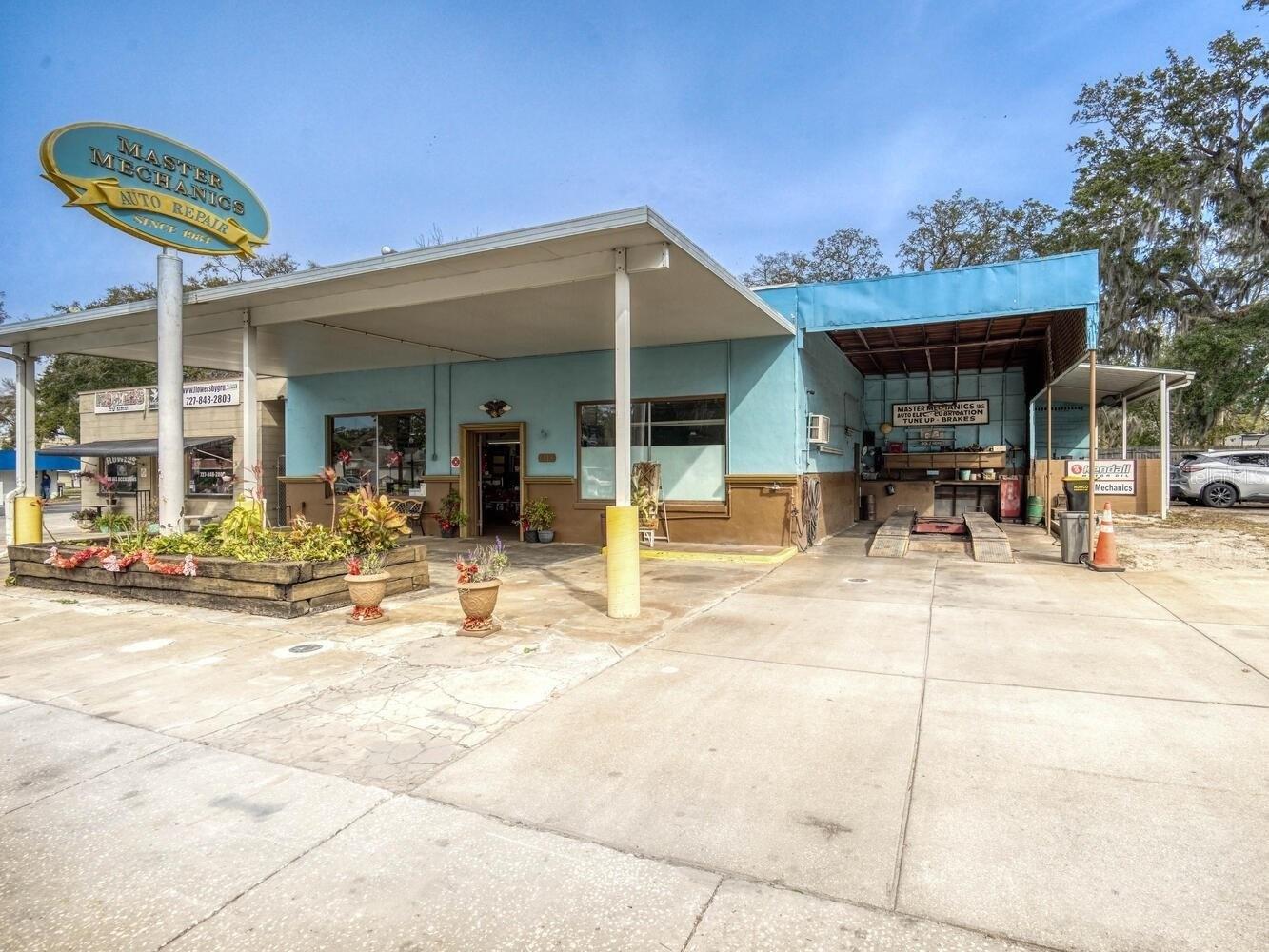 Property Image for 6118 Grand Boulevard