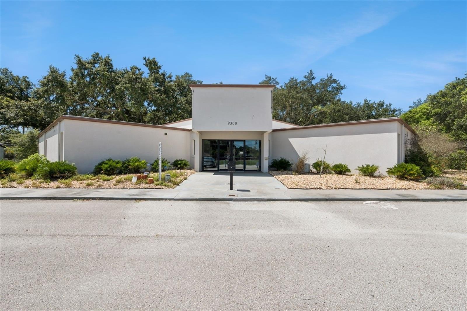 Property Image for 9300 UNIVERSITY Boulevard