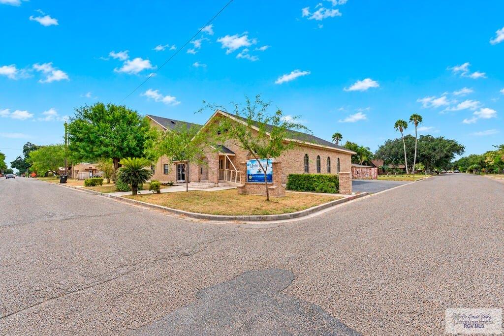 Property Image for 207 W 7th St.