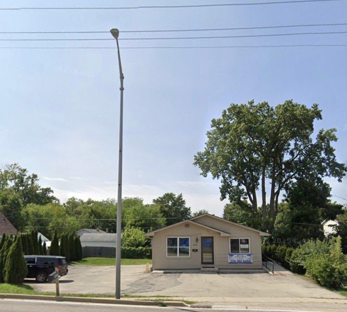 Property Image for 1522 N Cedar Lake Road