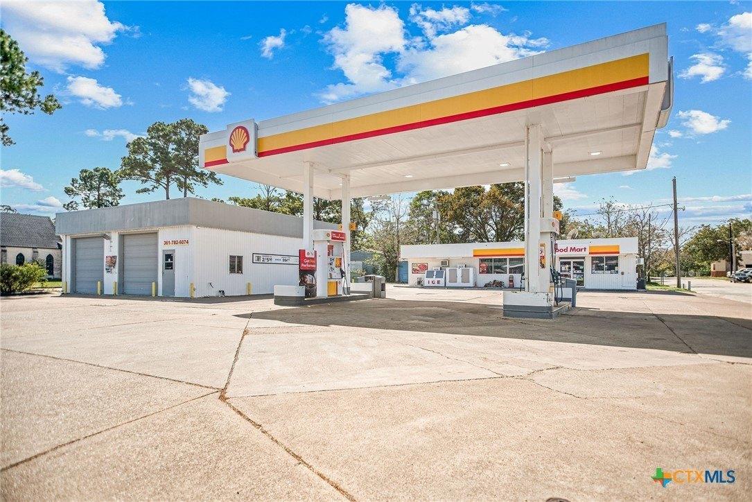 Property Image for 201 S Wells Street