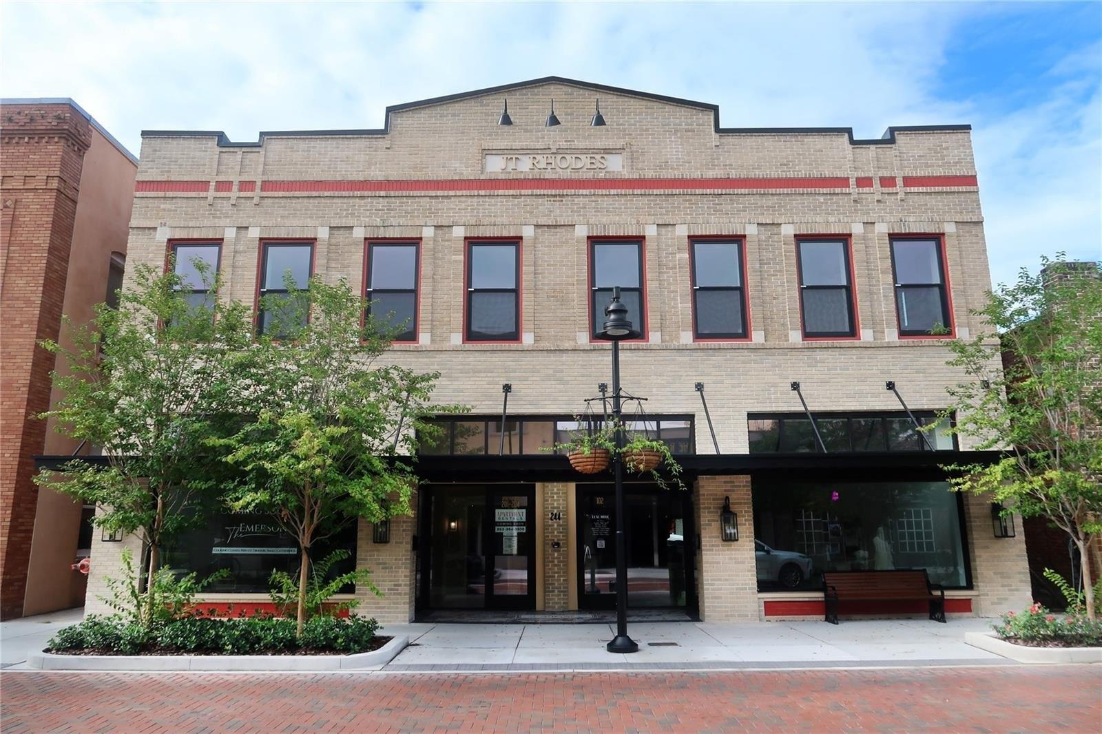 Property Image for 244 E Park Avenue