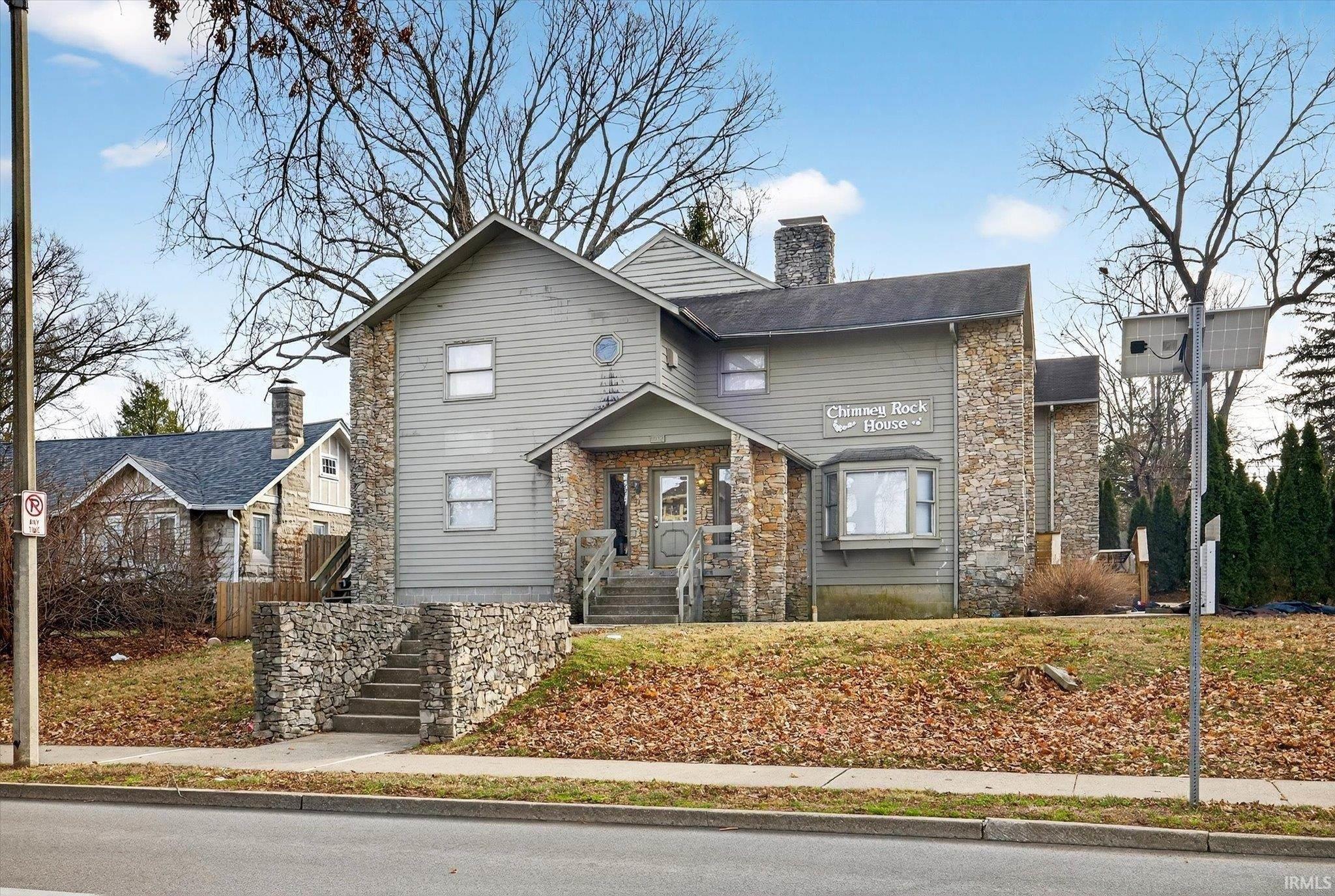 Property Image for 1000 & 1002 E Atwater Avenue