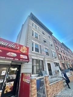 Property Image for 919 Avenue Saint John