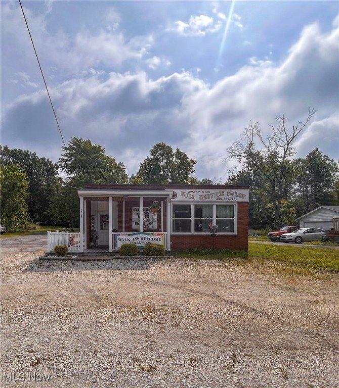 Property Image for 315 Youngstown Kingsville Road SE