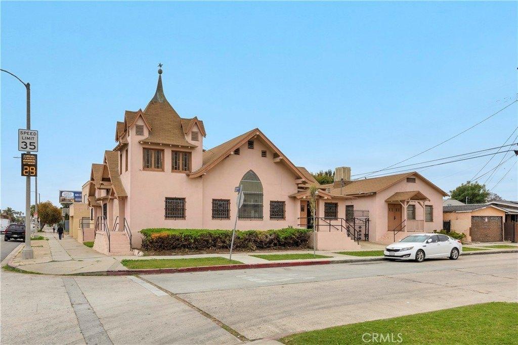 Property Image for 1101 W Florence Avenue