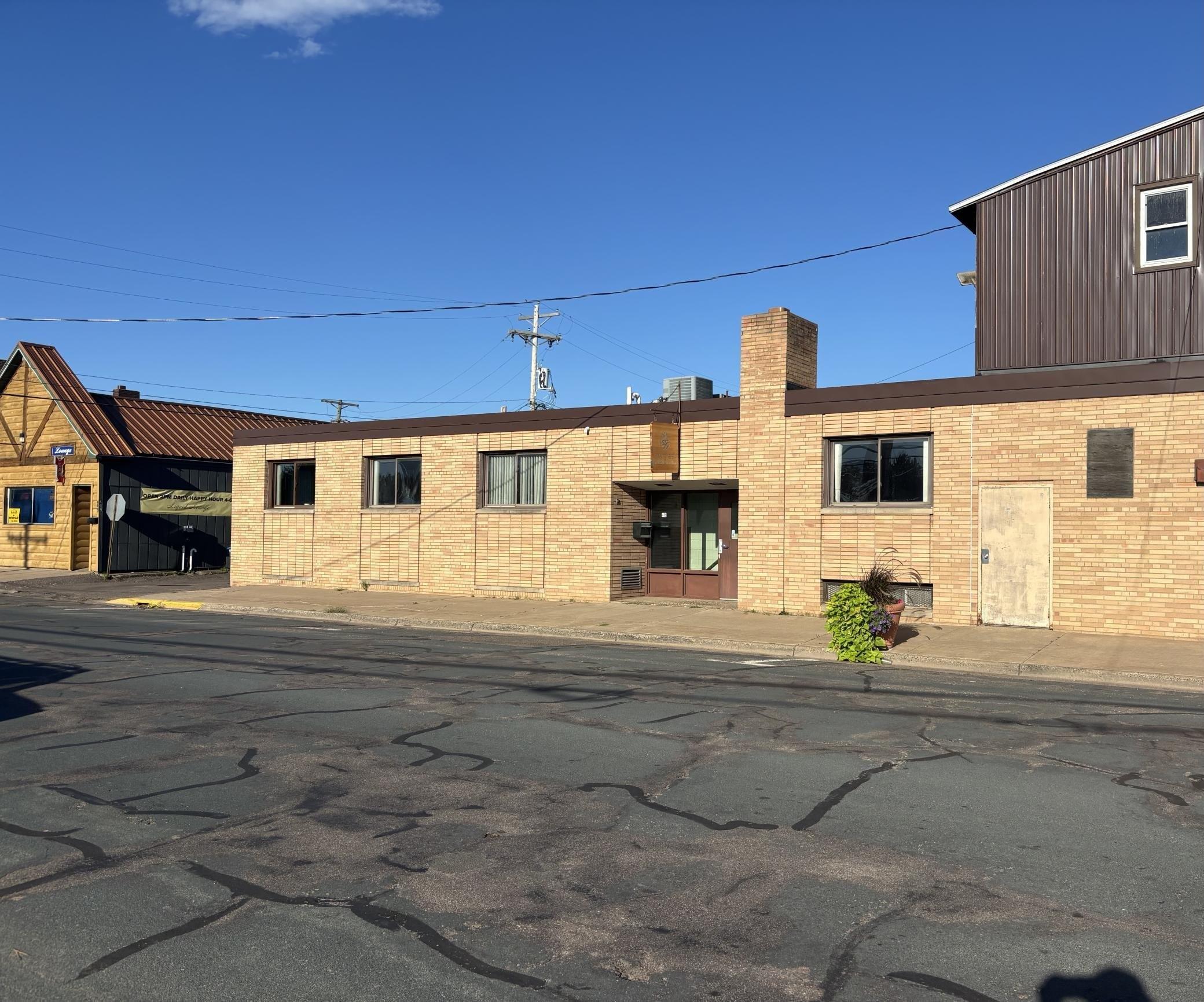 Property Image for 415 N Front Street