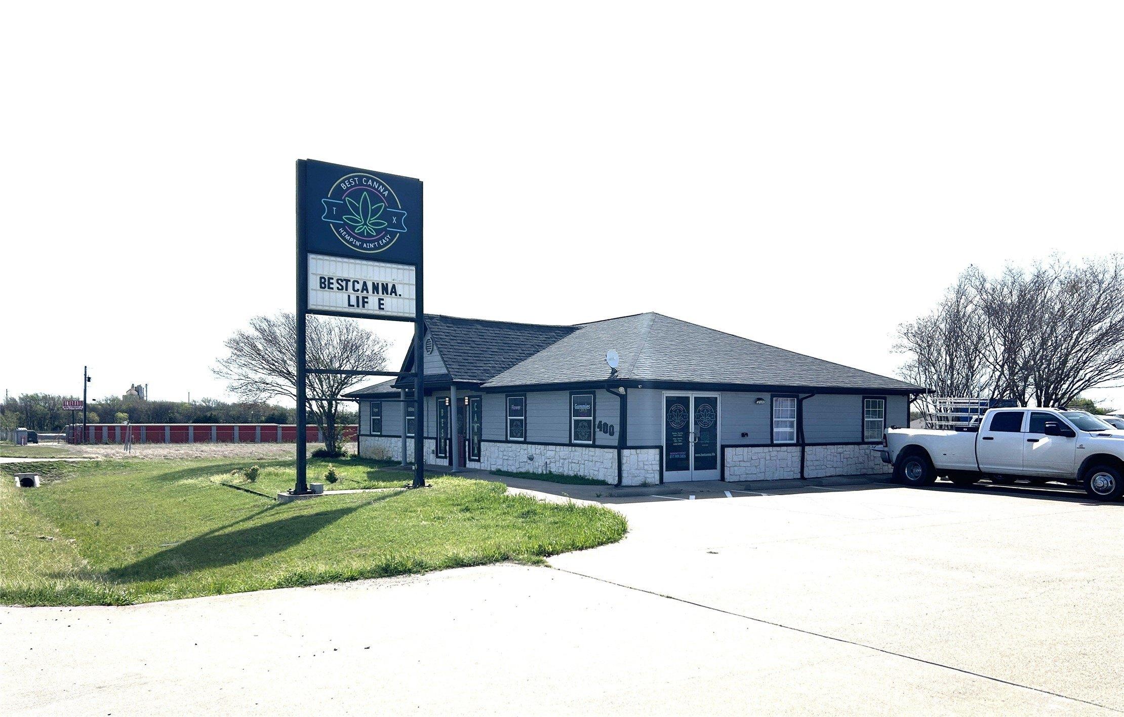 Property Image for 400 E Highway 67