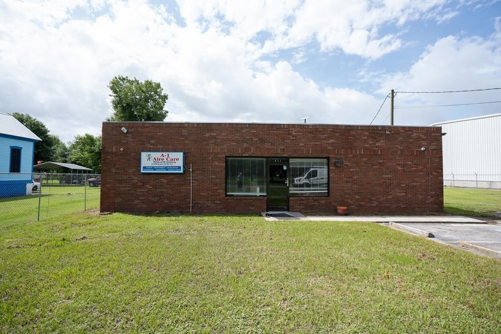 Property Image for 417 E Hill Ave