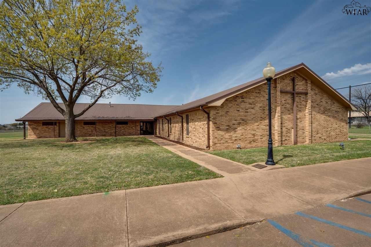 Property Image for 802 N First Street