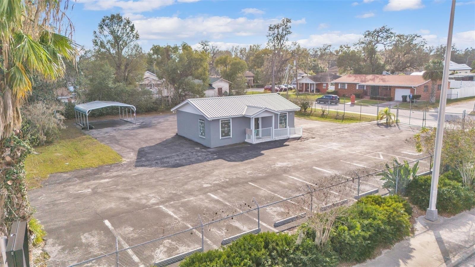 Property Image for 214 W MEMORIAL Boulevard