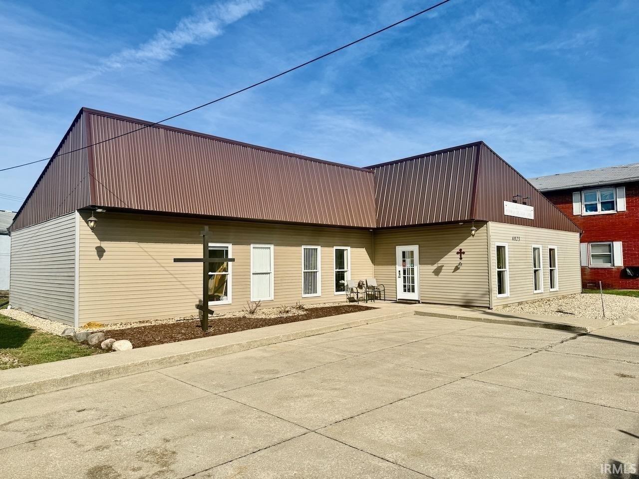 Property Image for 4023 N Rosewood Avenue