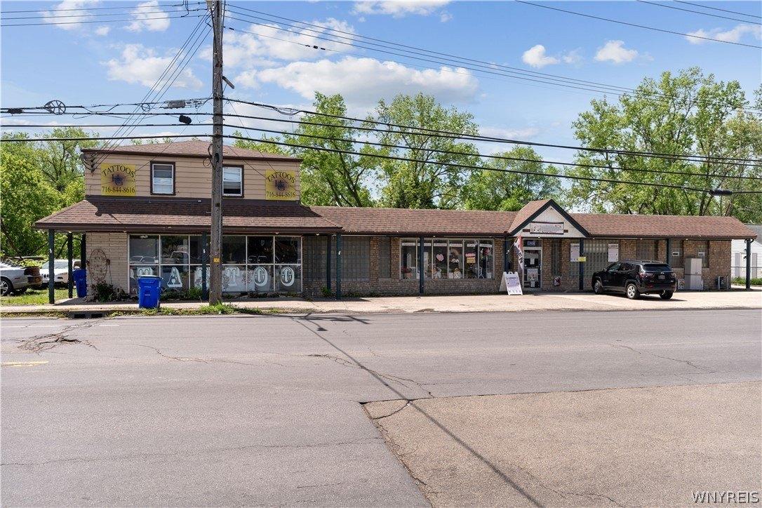 Property Image for 2895 Seneca Street