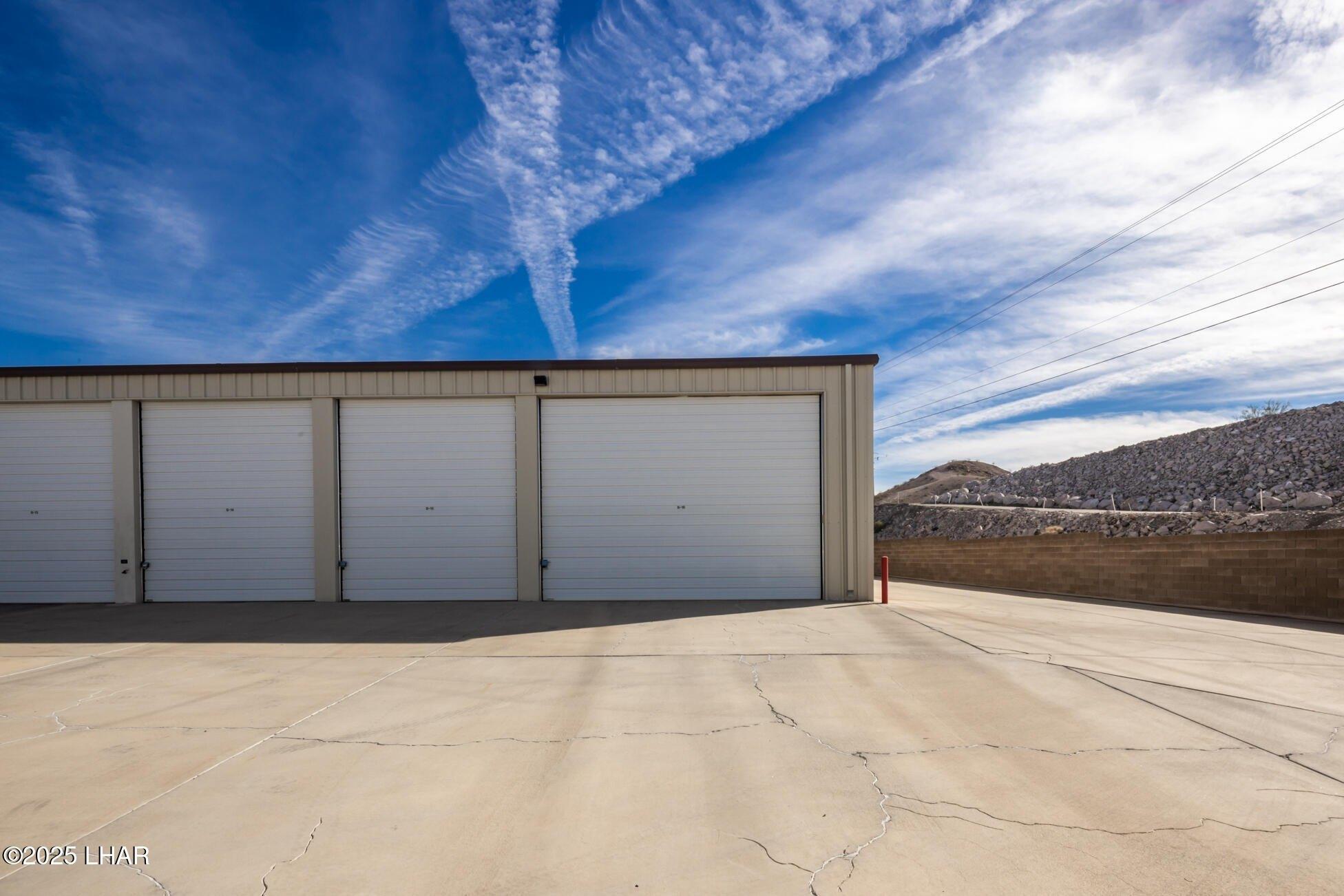 Property Image for 3400 Sweetwater Ave unit: B16 & C16 B16 & C16