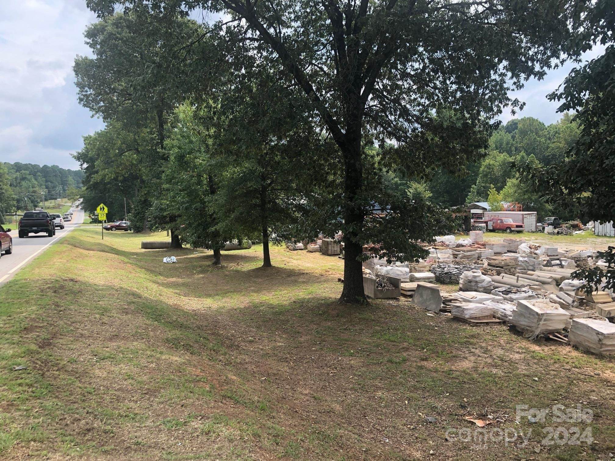 Property Image for 716 Oakridge Farm Highway