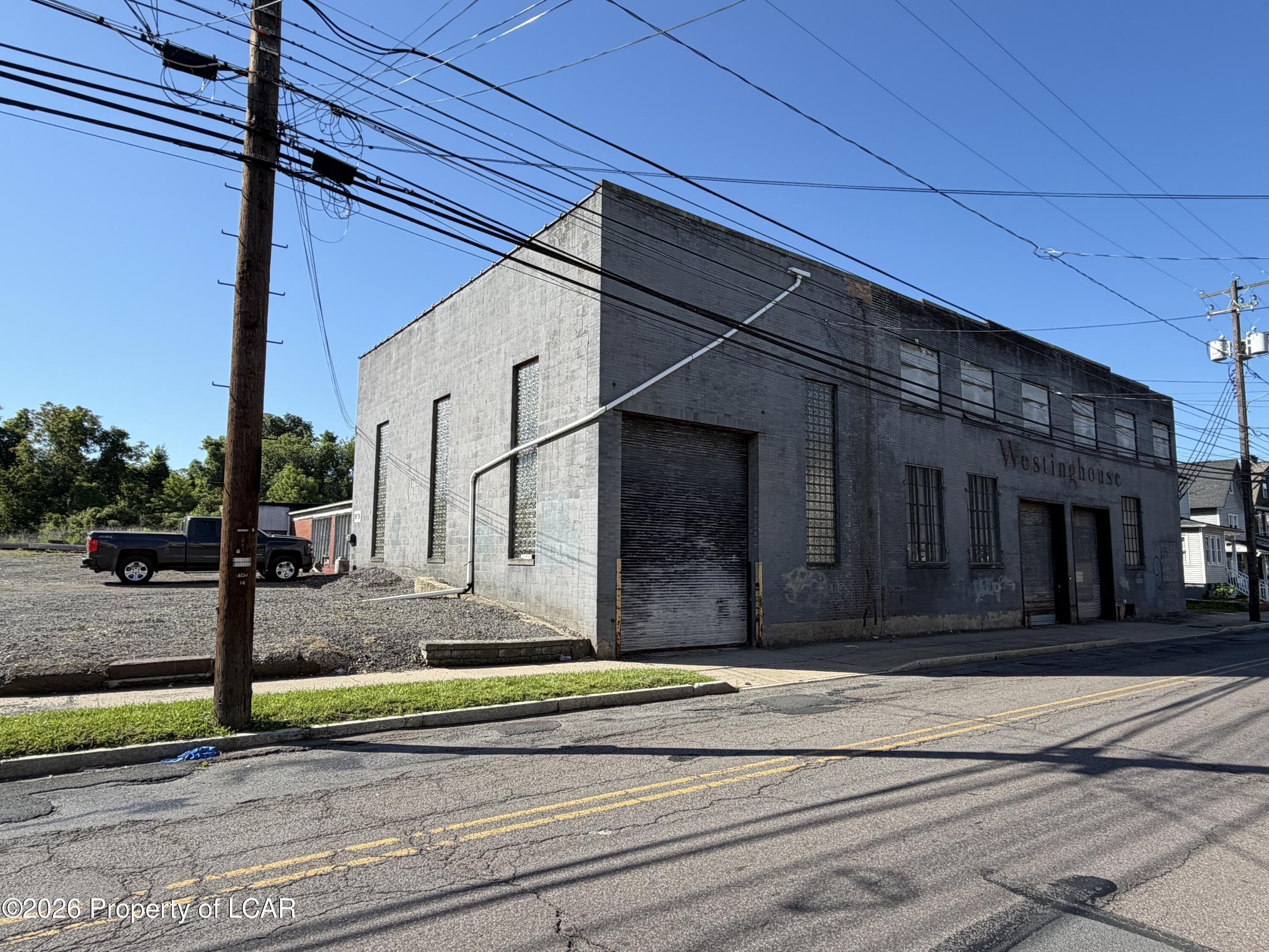 Property Image for 271 N Pennsylvania Avenue