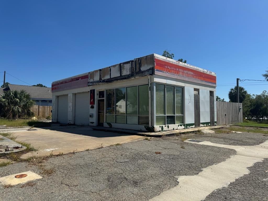 Property Image for 207 South State Street