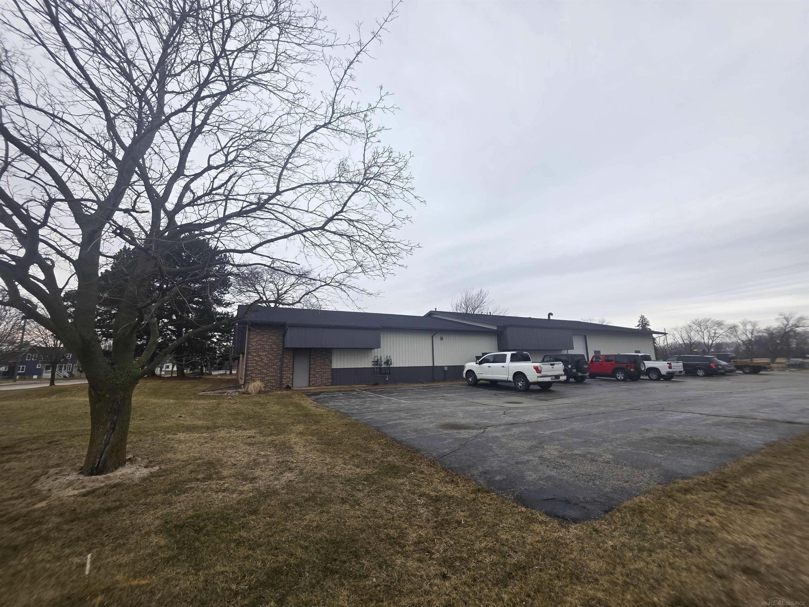 Property Image for 1401 N Johnson Street