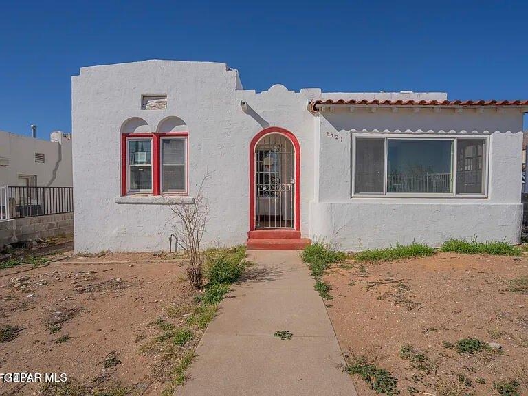 Property Image for 2321 N Piedras Street 1