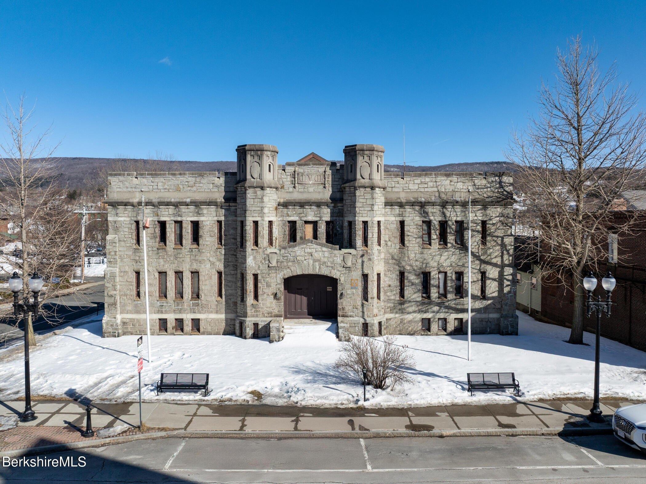 Property Image for 89 Park St