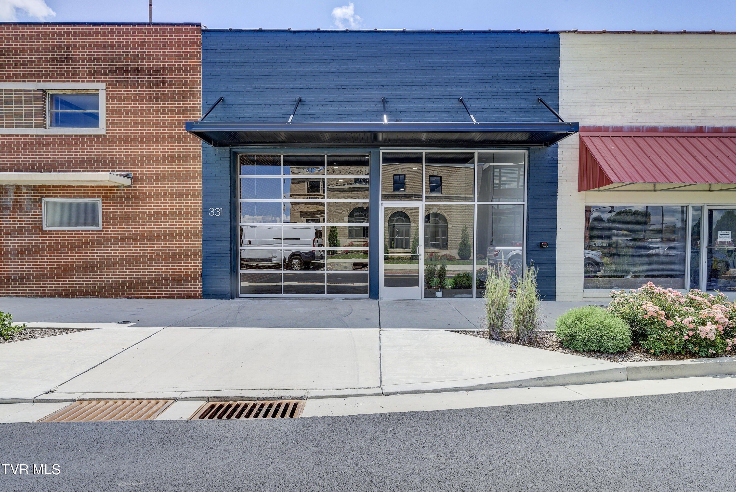 Property Image for 331 W Walnut Street