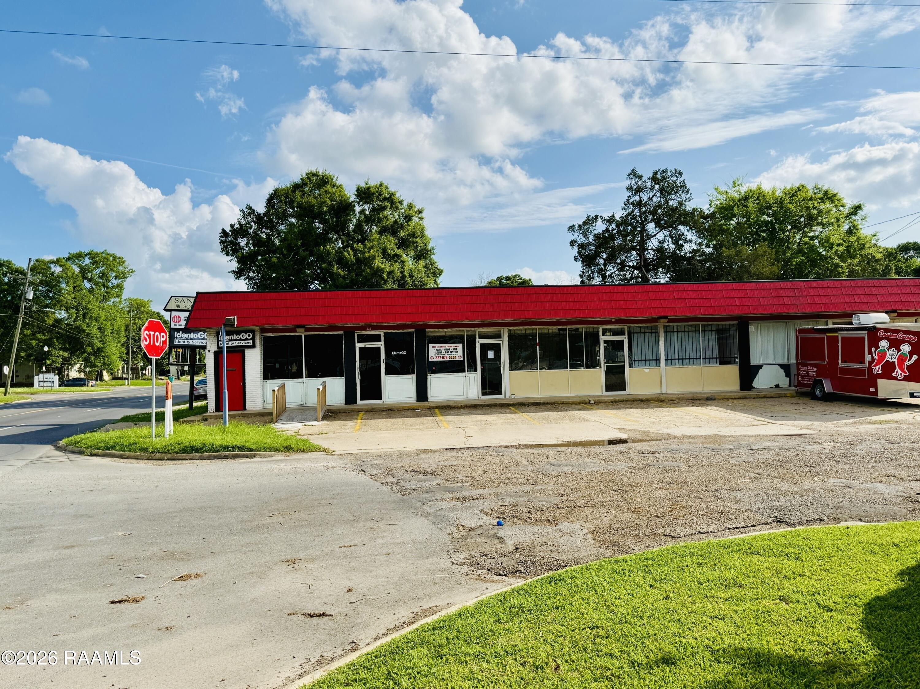 Property Image for 232 E Leonard Avenue