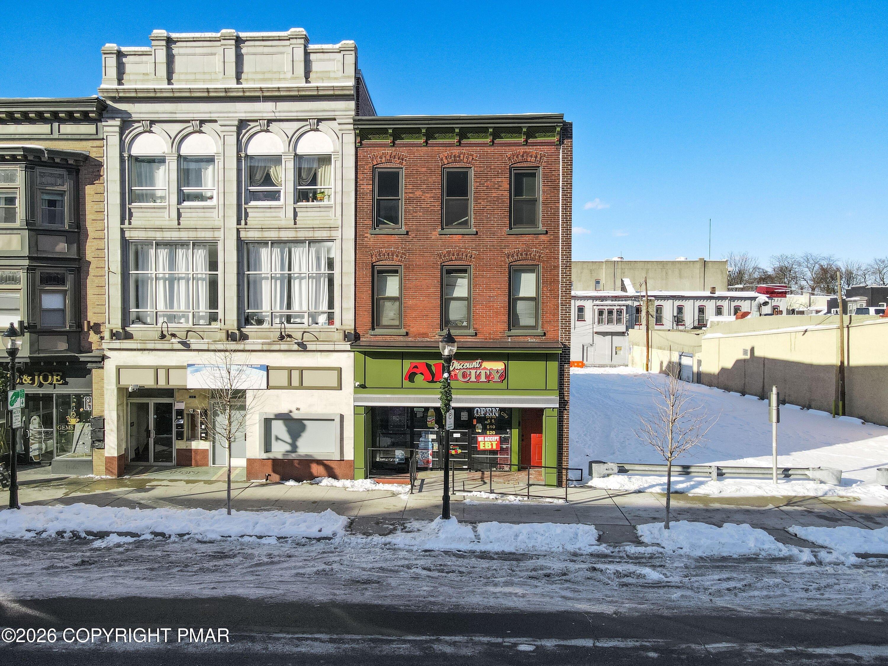 Property Image for 1015 W Hamilton Street