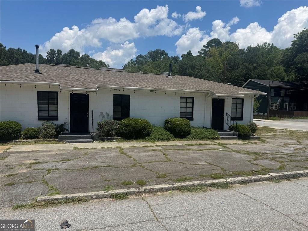 Property Image for 985 Oakland Drive SW