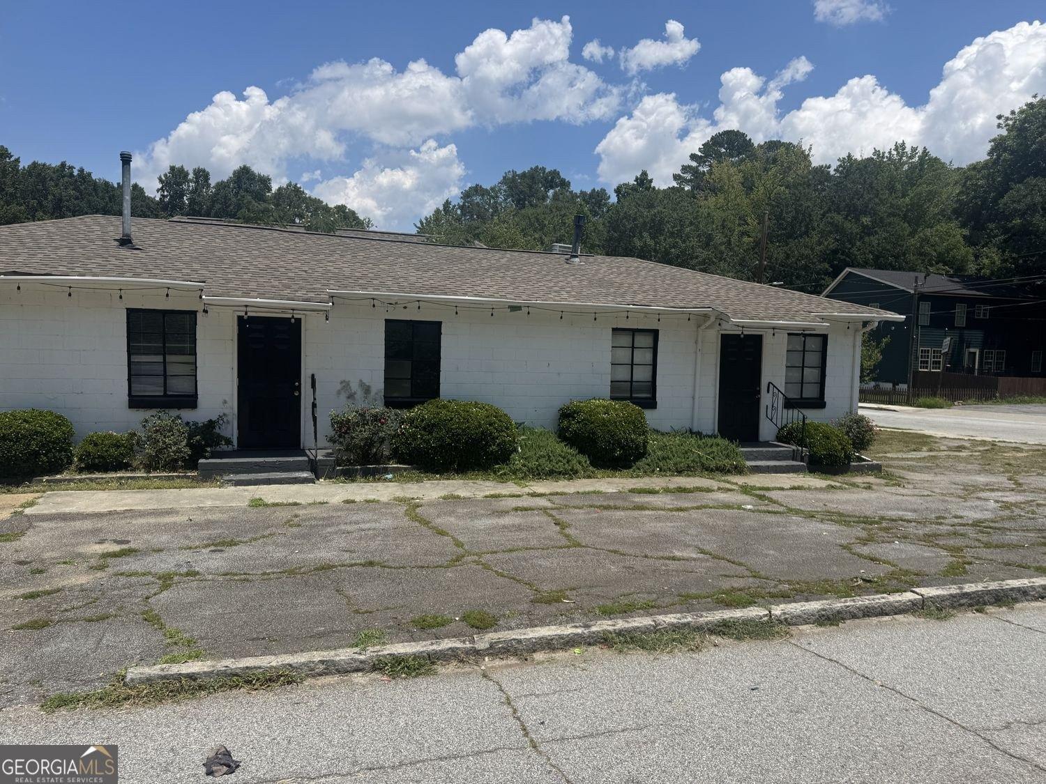 Property Image for 985 Oakland Drive SW