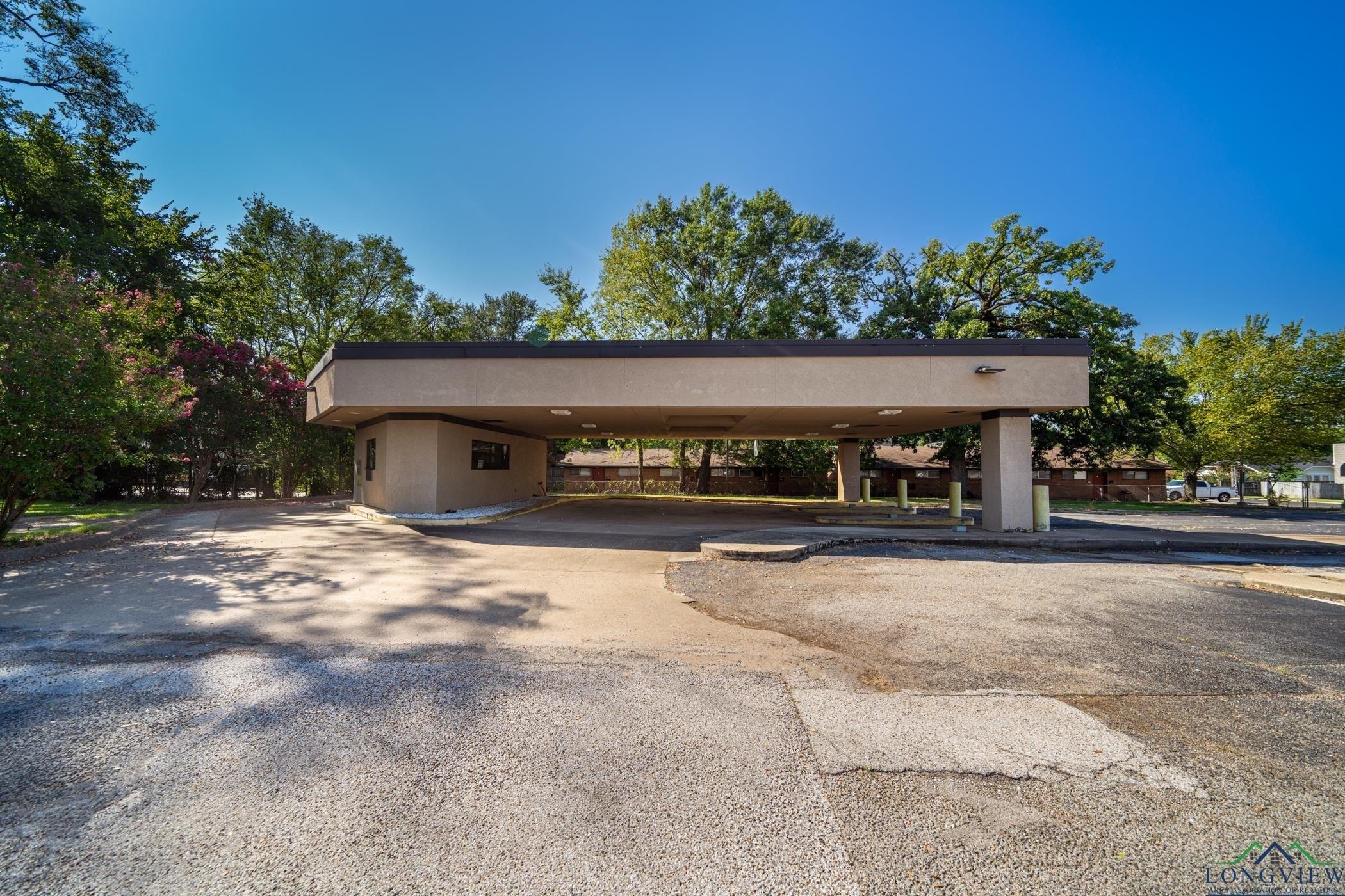 Property Image for 312 S Center