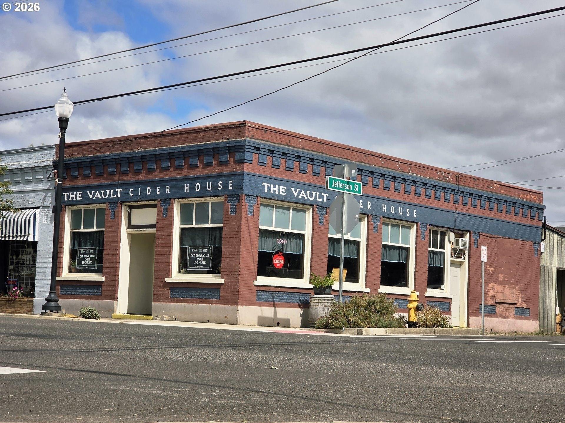 Property Image for 392 3rd St, Lafayette, OR 97127