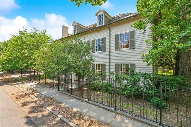 Property Image for 1305 DUBLIN Street