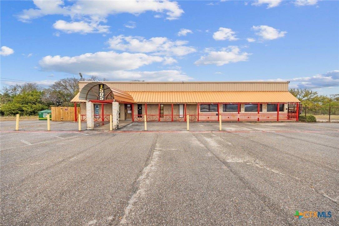 Property Image for 1505 E Veterans Memorial Boulevard