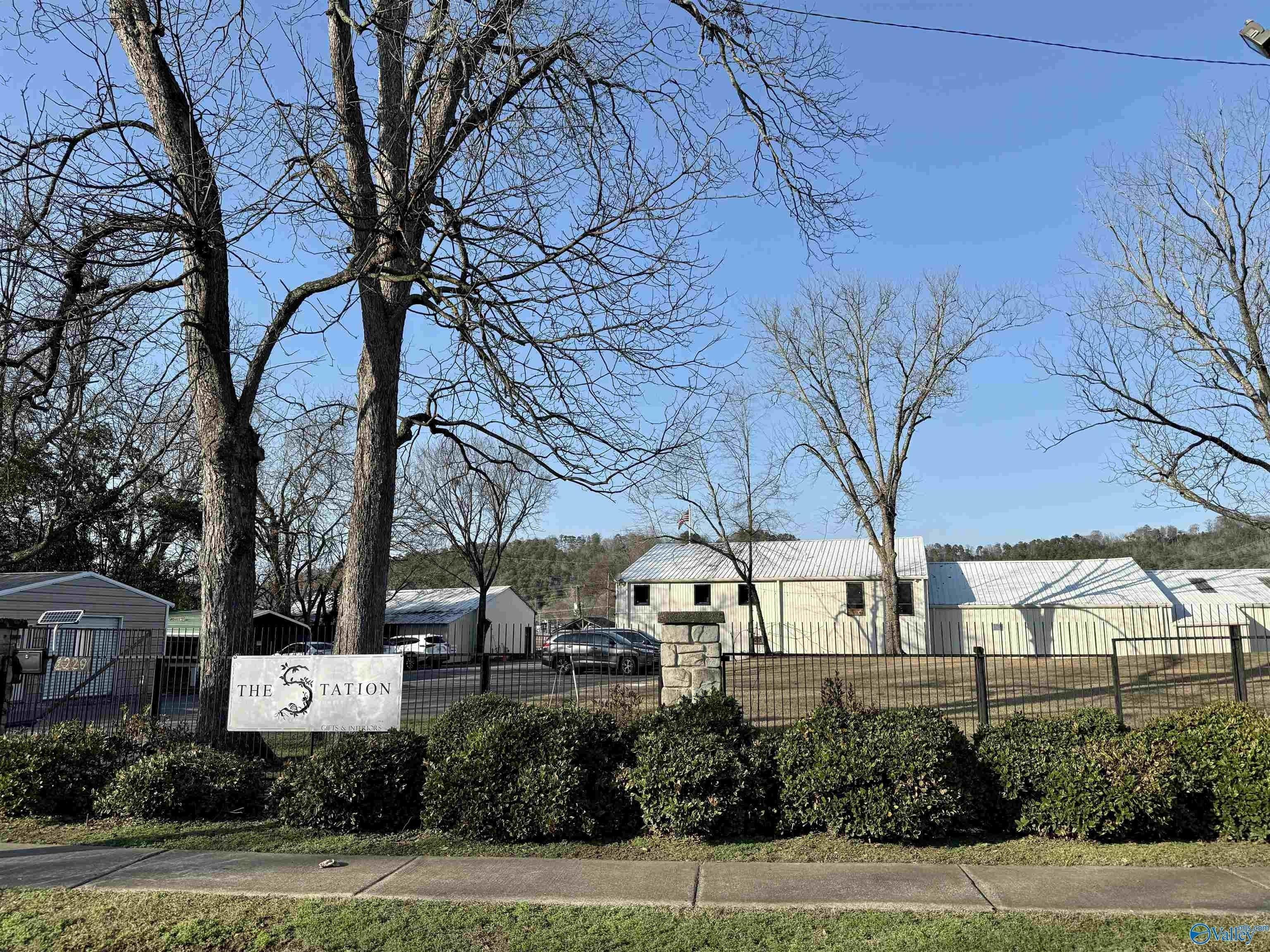 Property Image for 1229 Malone Street